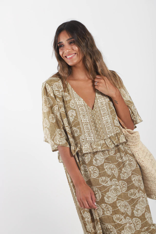 Vestido marrón estampado en seda fría