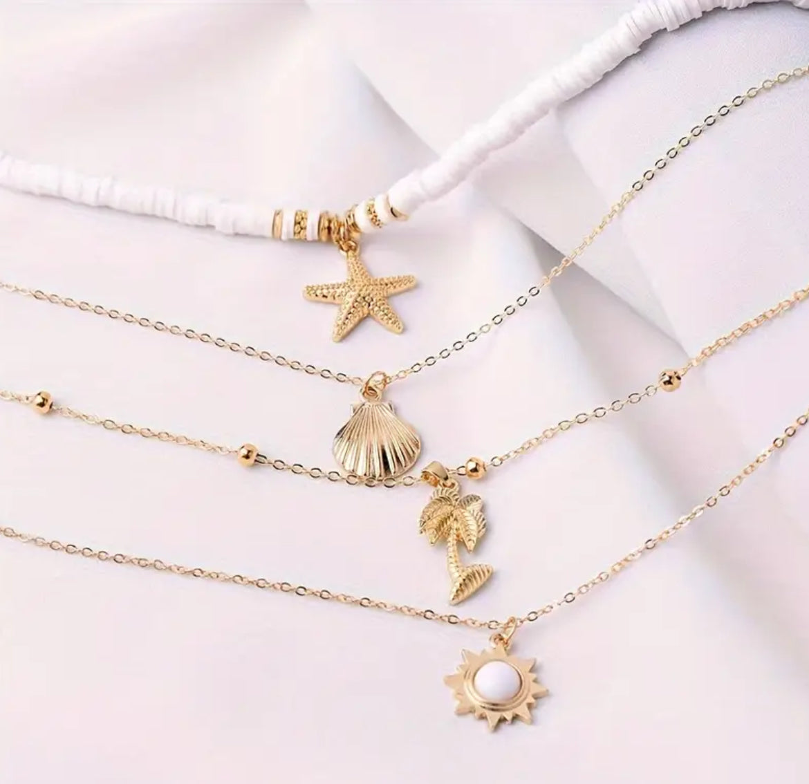 Collar múltiples cadenas con playa