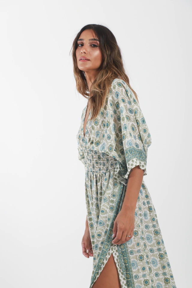 Vestido manga japonesa con elástico en seda fría