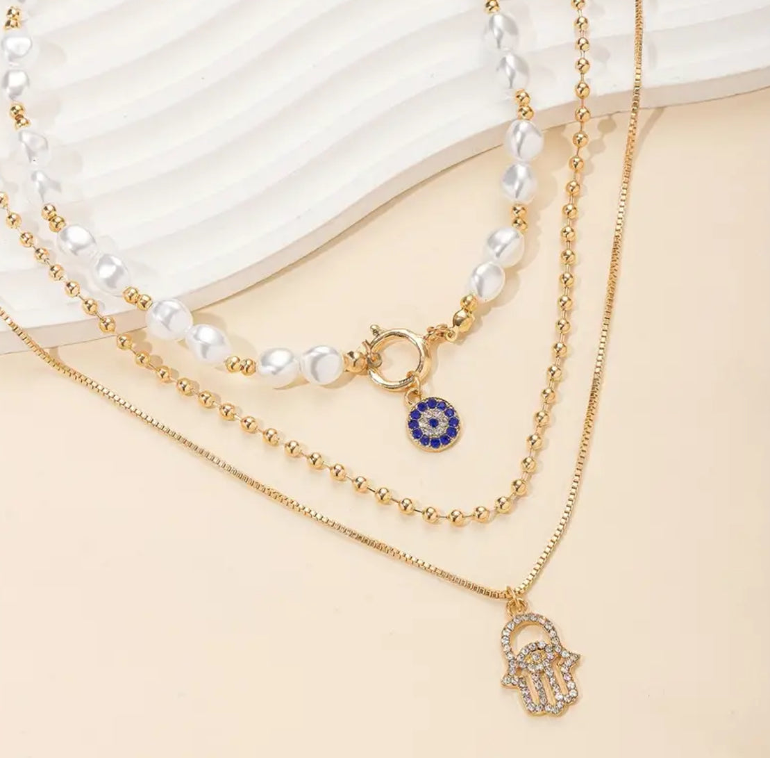 Collar triple cadena