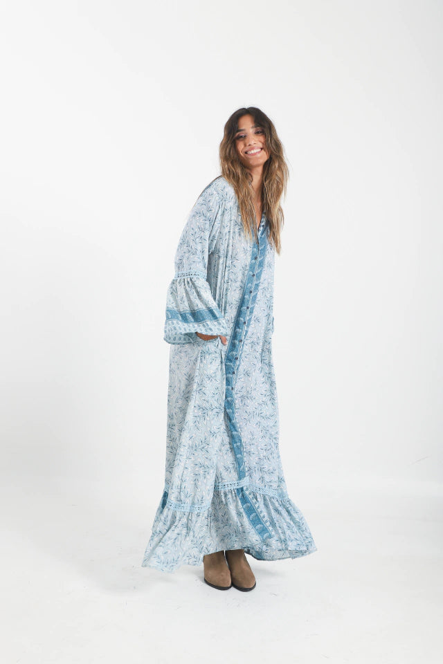 Vestido kimono celeste en seda fría