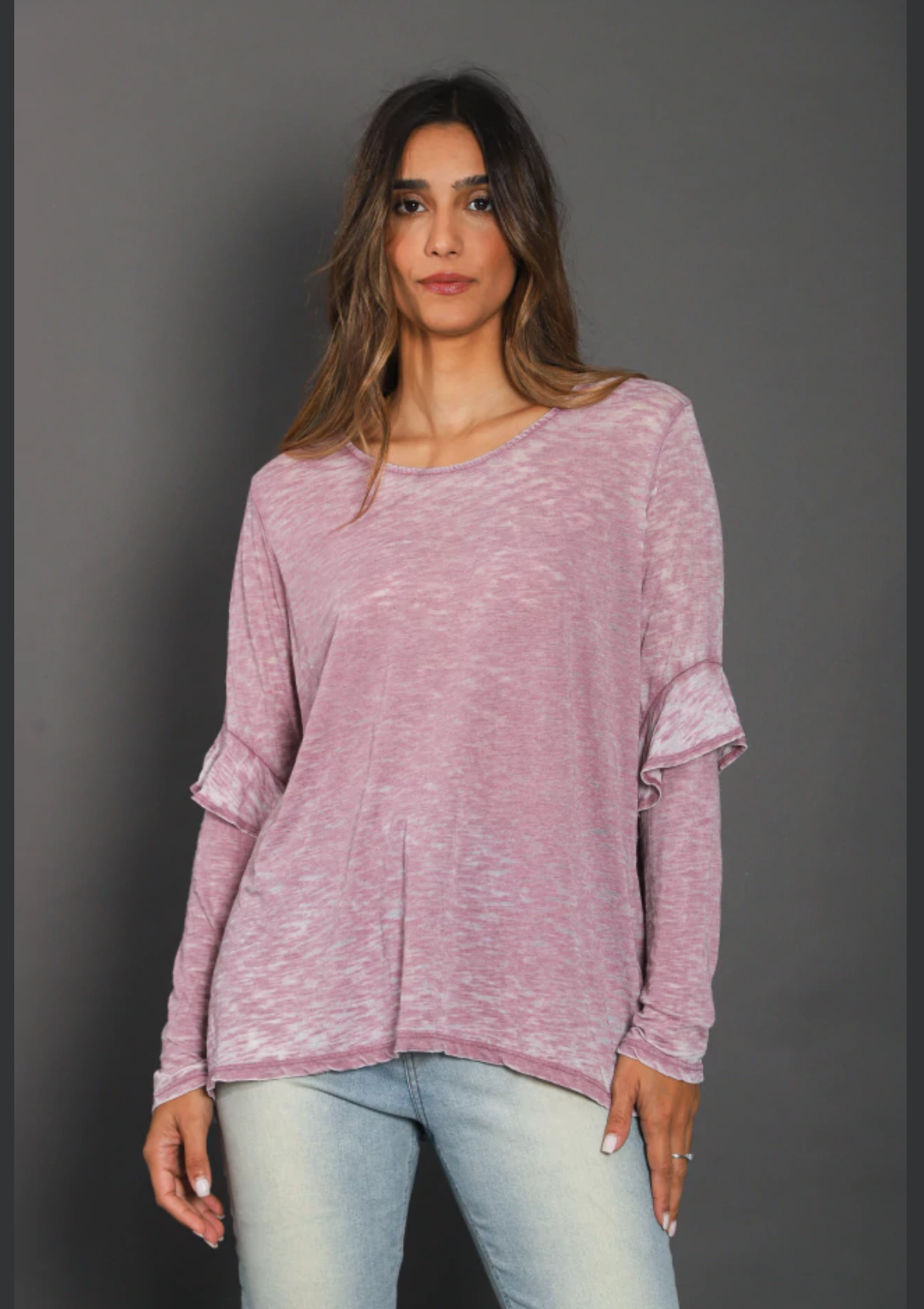 Remeron vuelos en las mangas over size celeste y rosa oscuro