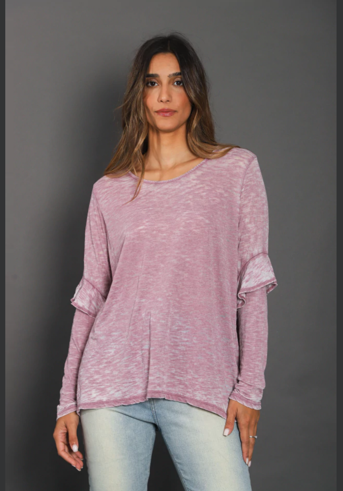 Remeron vuelos en las mangas over size celeste y rosa oscuro