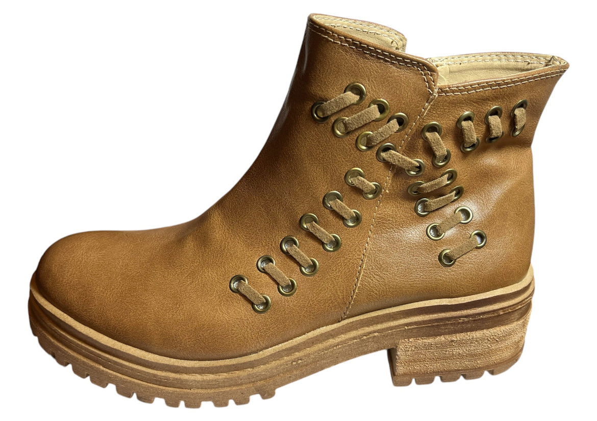 Bota caña corta cómoda