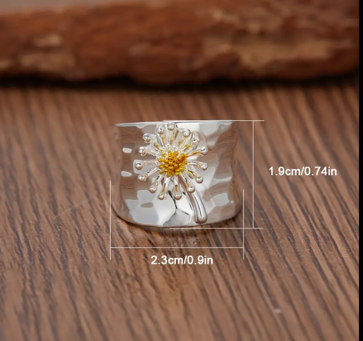 Anillo ancho brillante flor