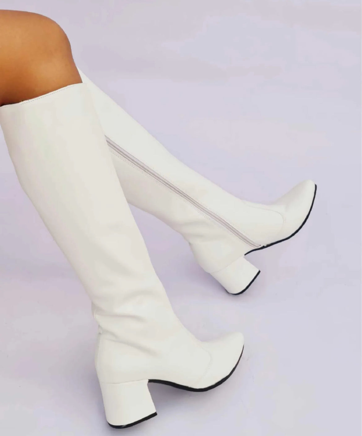 Bota blanca caña alta